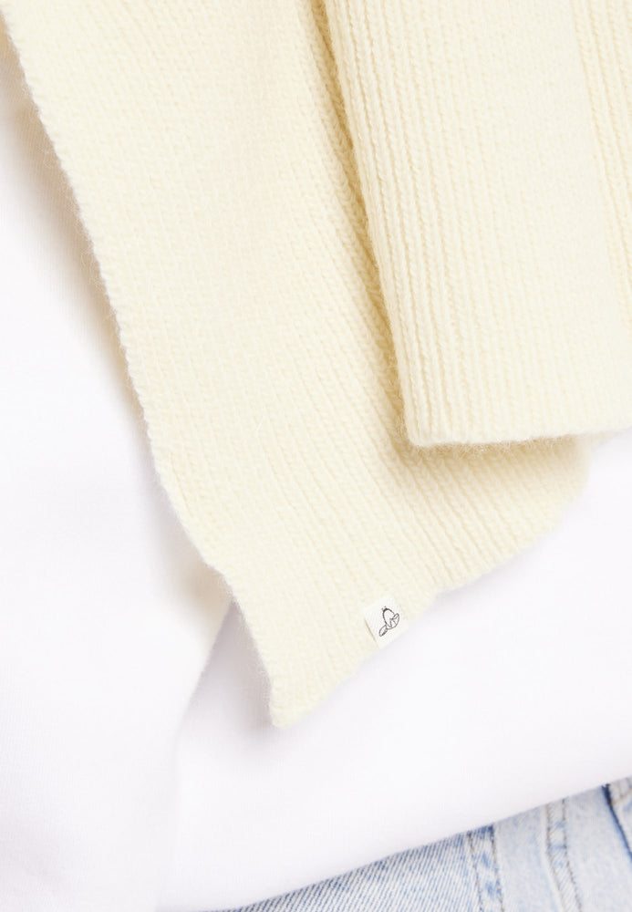 
                
                    Laden Sie das Bild in den Galerie-Viewer, Essential Schal aus Merino (200x40cm)
                
            